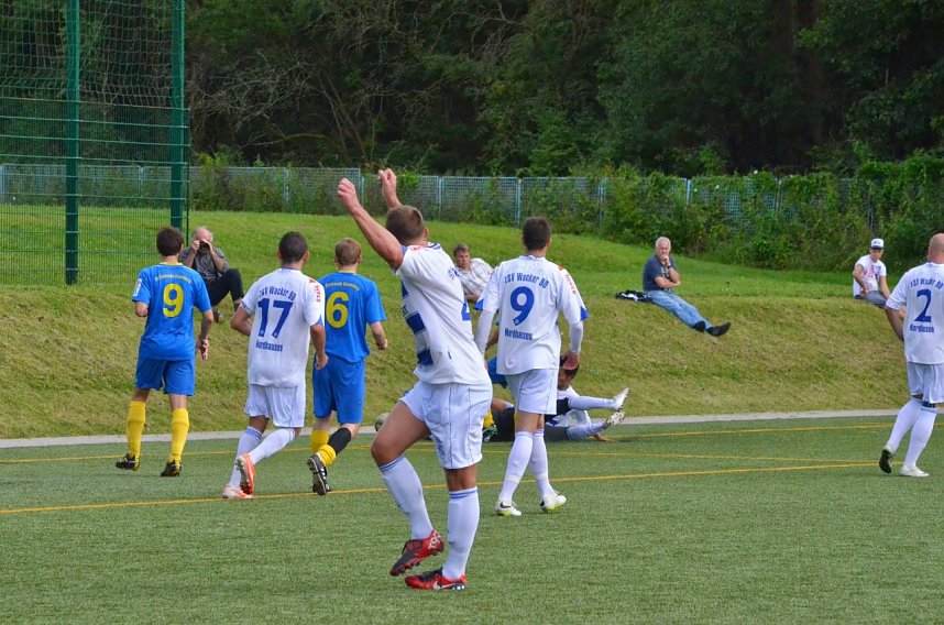 2:0-Sieg zum Einstand gegen Eisenberg