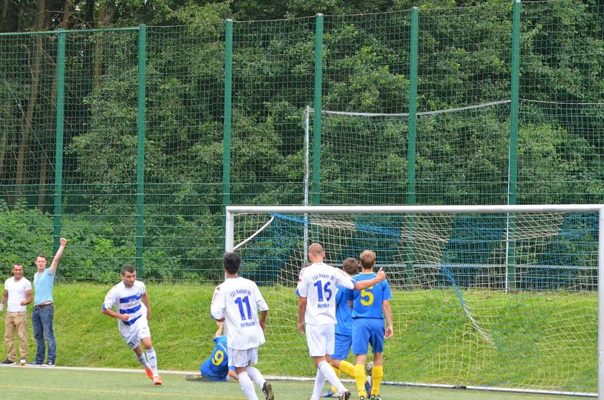 2:0-Sieg zum Einstand gegen Eisenberg