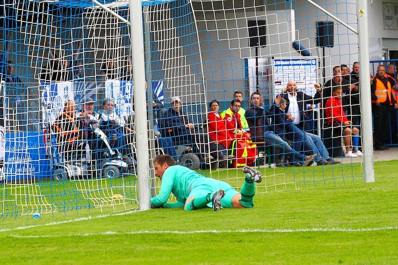 Wacker schl&auml;gt Meuselwitz 2:0