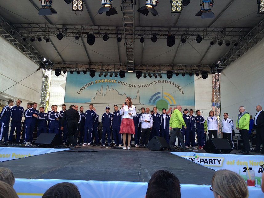 Wackers Erste auf der B&uuml;hne