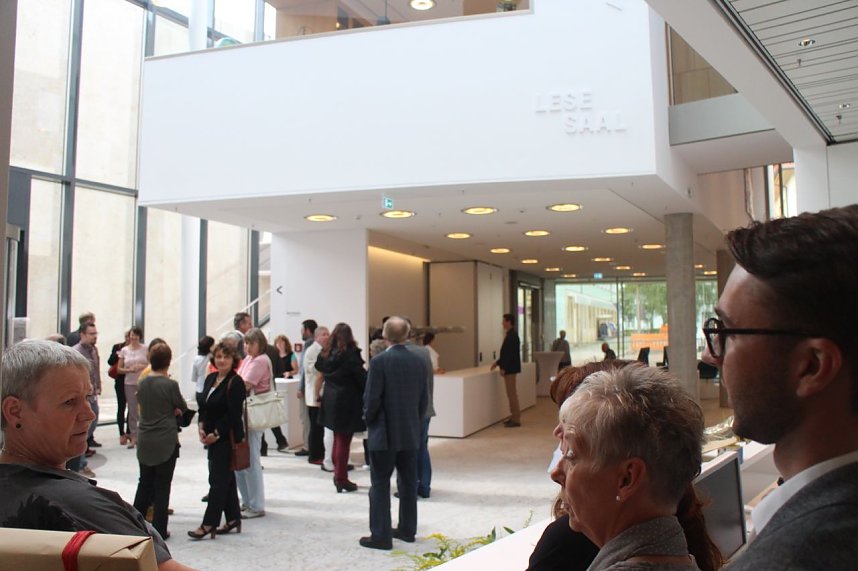 B&uuml;rgerhaus er&ouml;ffnet