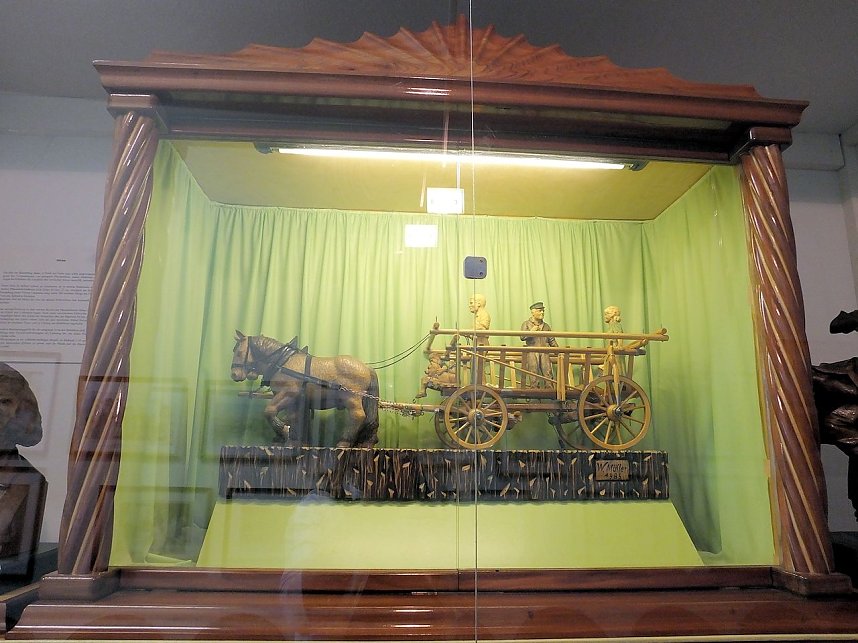 Sch&auml;tze im Schloss Ballenstedt