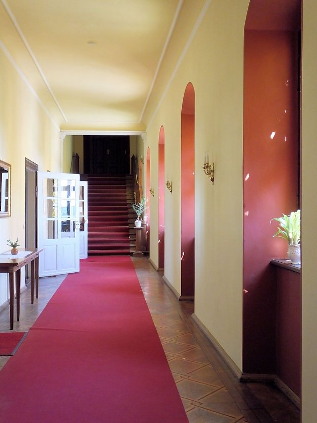 Sch&auml;tze im Schloss Ballenstedt