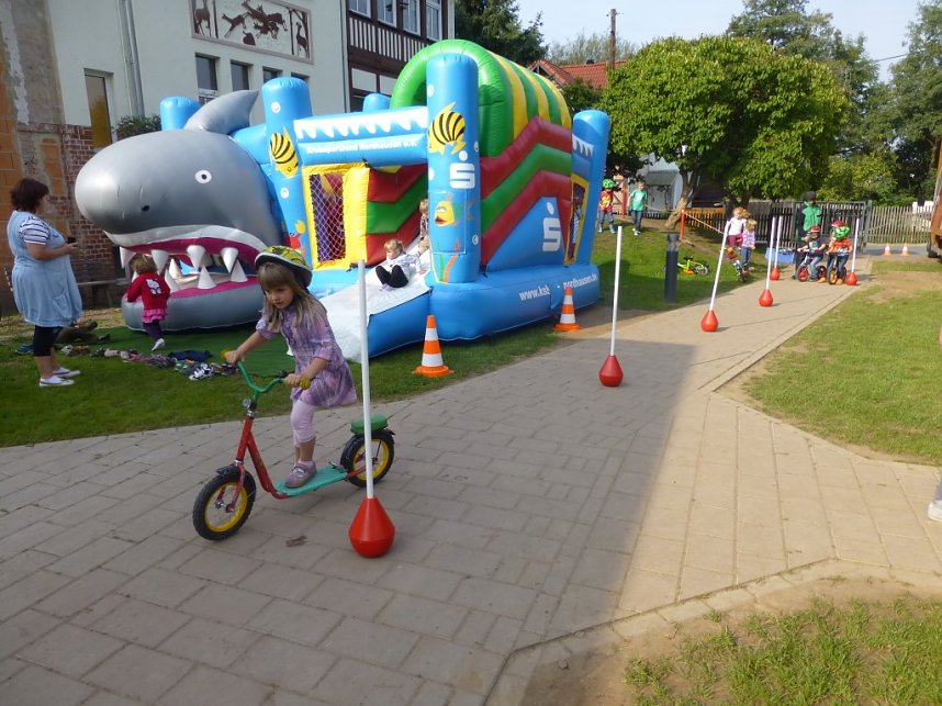 Kinder im Stra&szlig;enverkehr