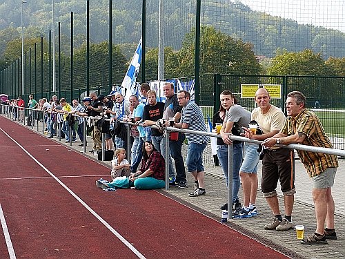 Wacker gewinnt in Meiningen 9:0