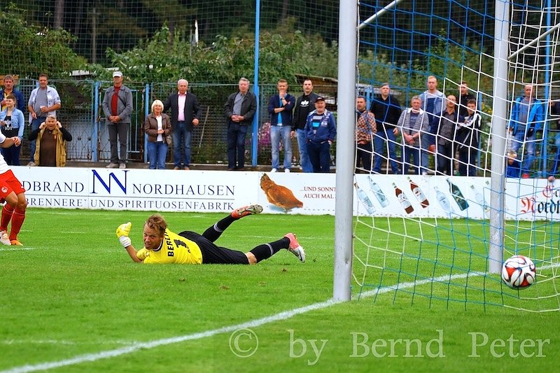 Wacker gegen Berliner AK