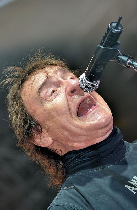 Pudhys beim Emmenrausch