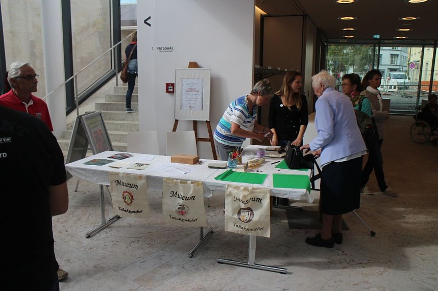 Tag der offenen T&uuml;r in der Bibliothek