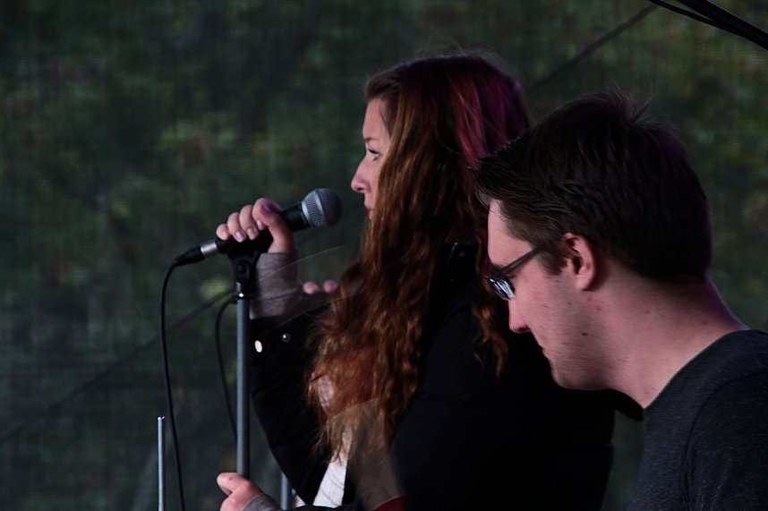 Musik und Artistik auf dem Theaterplatz