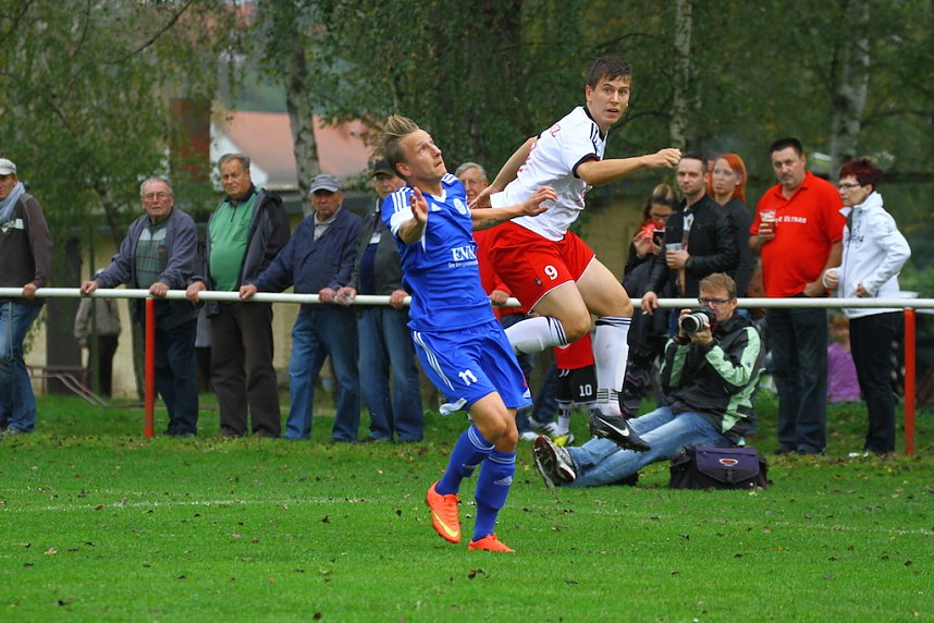 Wacker gegen  SV Elstertal Silbitz/Crosse