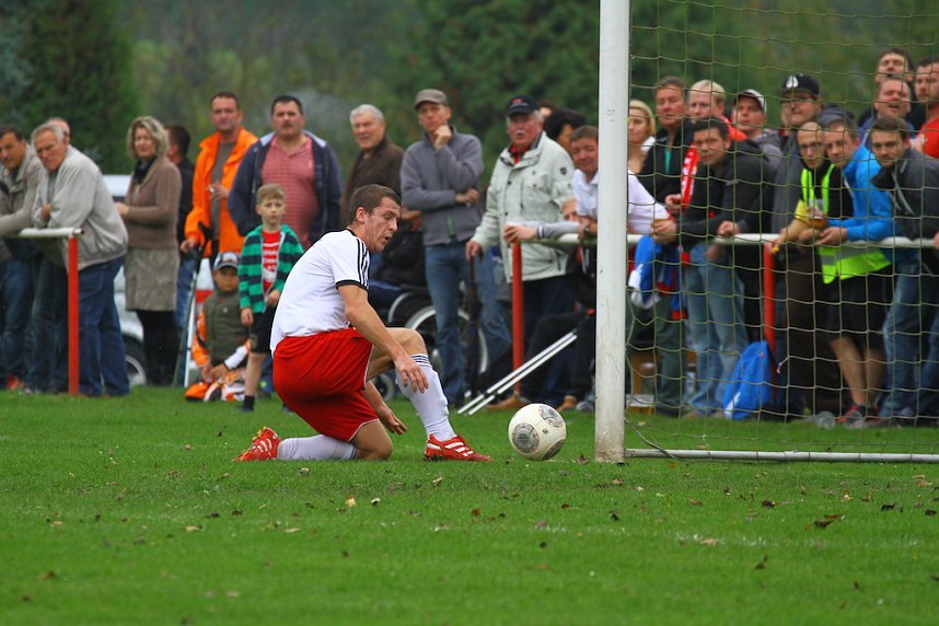Wacker gegen  SV Elstertal Silbitz/Crosse