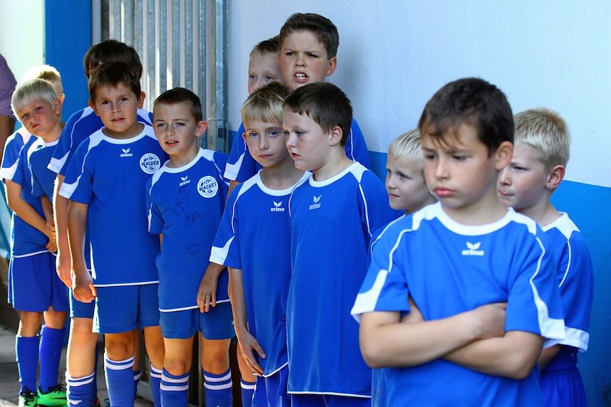 Wacker gegen Carl Zeiss - Fu&szlig;ballfest im AKS