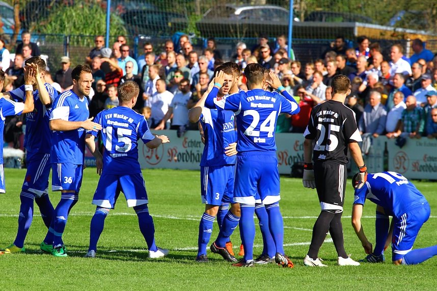 Wacker gegen Carl Zeiss - Fu&szlig;ballfest im AKS