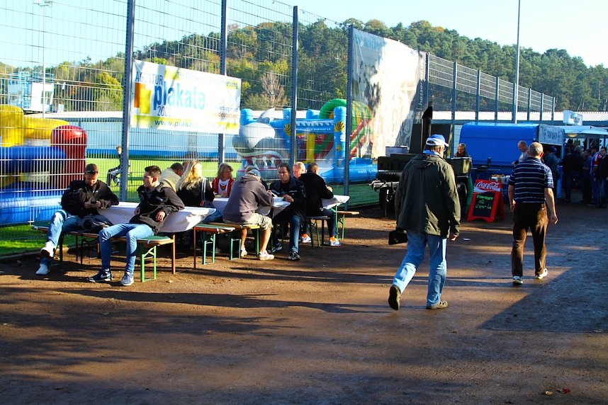 Wacker gegen Carl Zeiss - Fu&szlig;ballfest im AKS