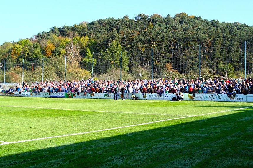 Wacker gegen Carl Zeiss - Fu&szlig;ballfest im AKS