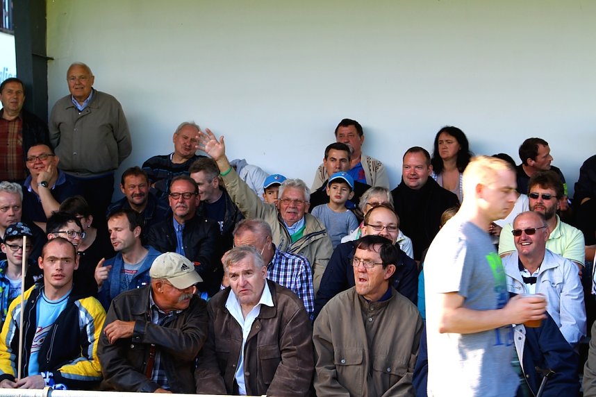 Wacker gegen Carl Zeiss - Fu&szlig;ballfest im AKS