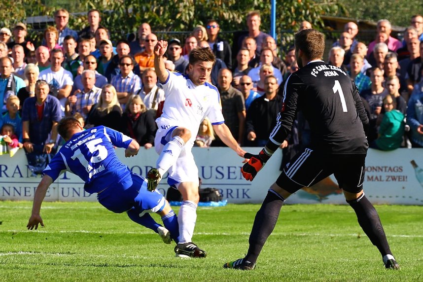 Wacker gegen Carl Zeiss - Fu&szlig;ballfest im AKS