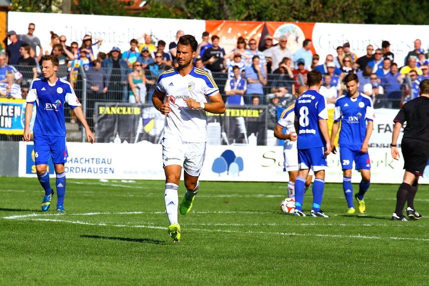 Wacker gegen Carl Zeiss - Fu&szlig;ballfest im AKS