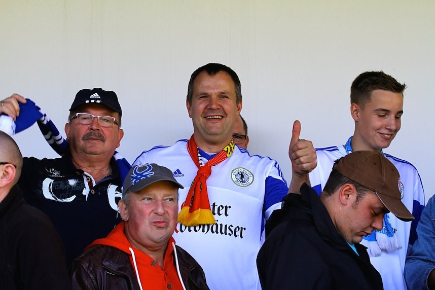 Wacker gegen Carl Zeiss - Fu&szlig;ballfest im AKS