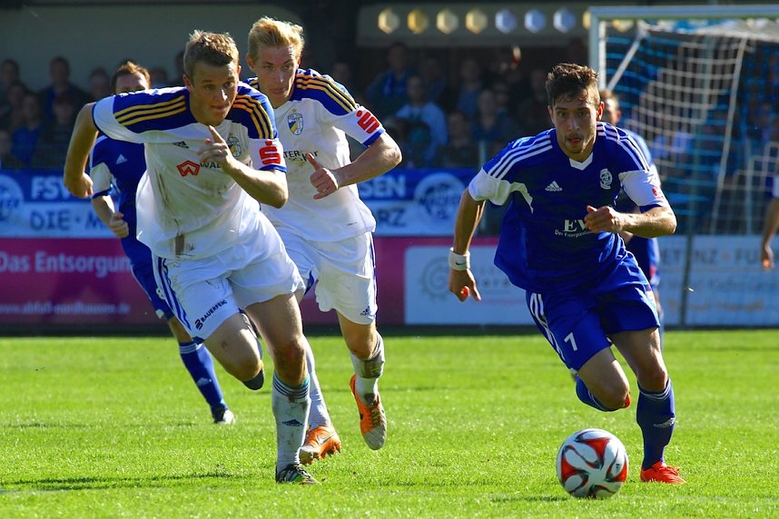 Wacker gegen Carl Zeiss - Fu&szlig;ballfest im AKS