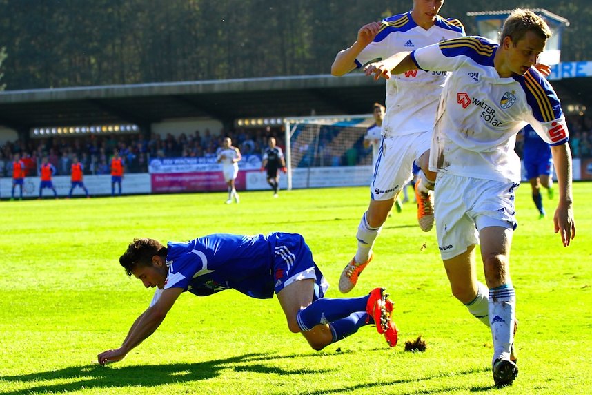Wacker gegen Carl Zeiss - Fu&szlig;ballfest im AKS