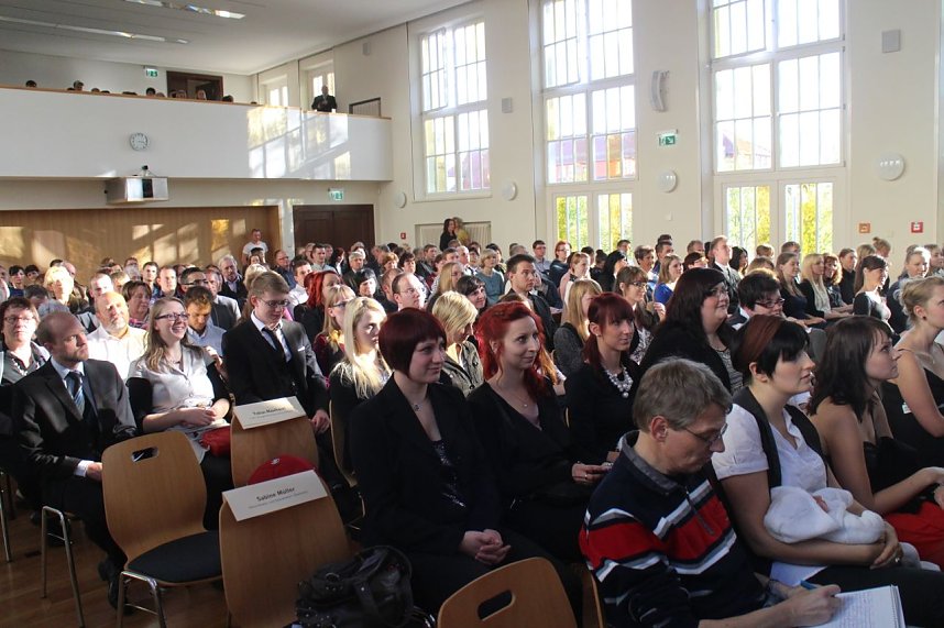 Bleiben sie sch&ouml;n akademisch