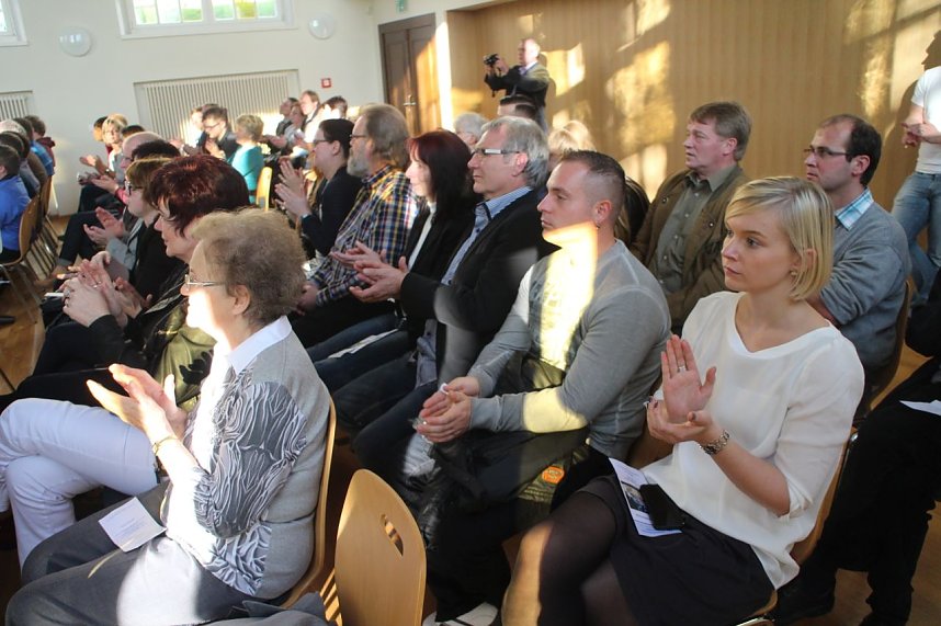 Bleiben sie sch&ouml;n akademisch