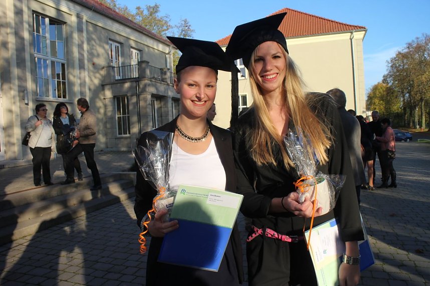 Bleiben sie sch&ouml;n akademisch