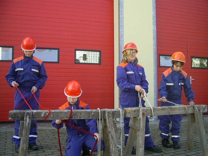 Die Jugendfeuer Auleben und Heringen stellte sich den Pr&uuml;fungen
