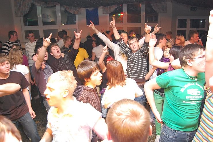 1 Euro Party Bischofferode. NNZ-City Scout on Tour