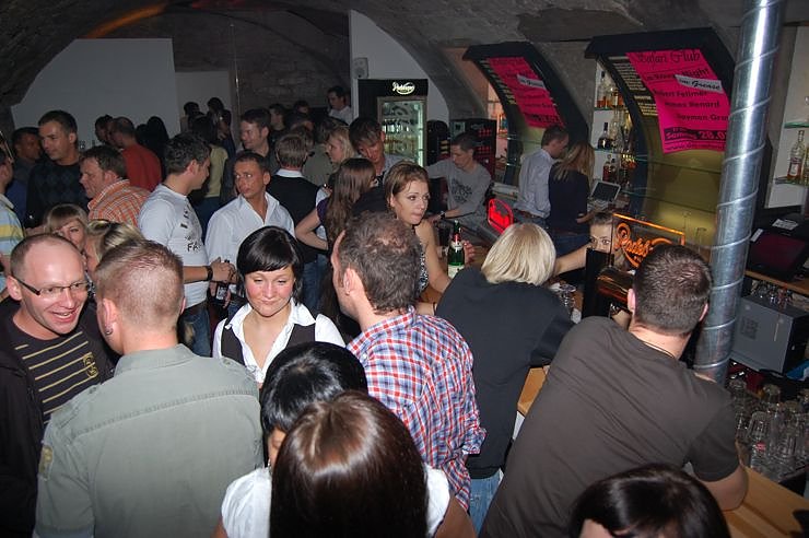 House Party im Grease am Grimmel. nnz-City Scout on Tour