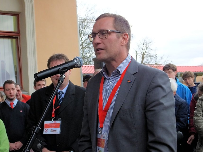 Taufe am Ellricher Bahnhof