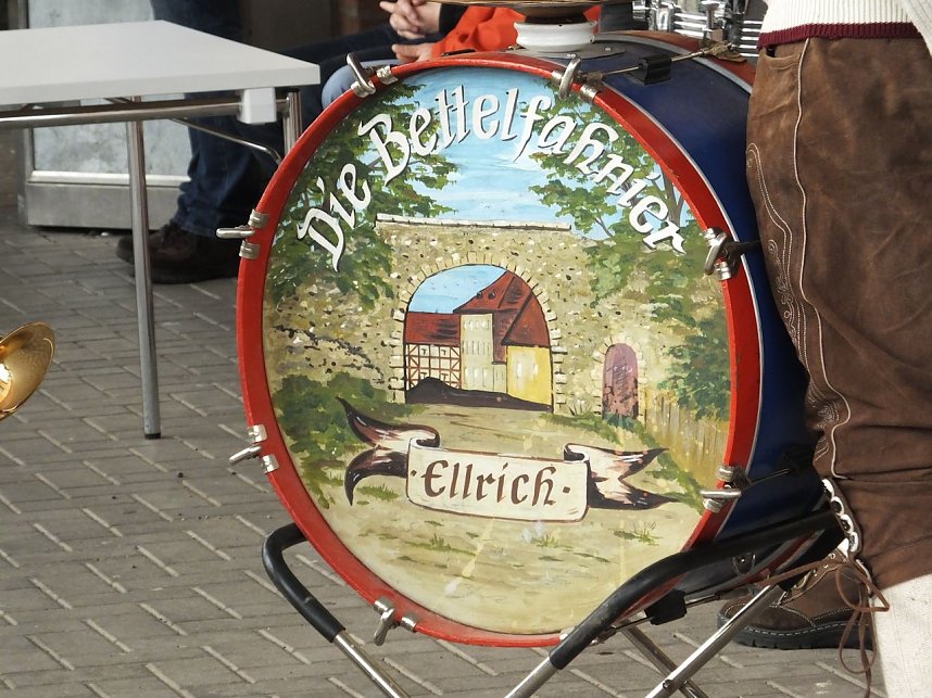 Taufe am Ellricher Bahnhof