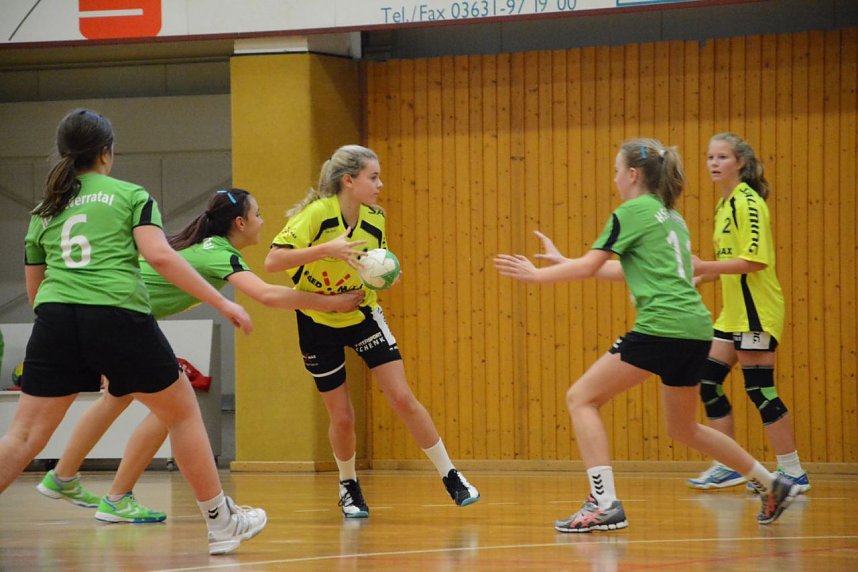 Super Handball-M&auml;dels