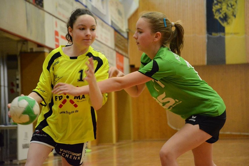 Super Handball-M&auml;dels