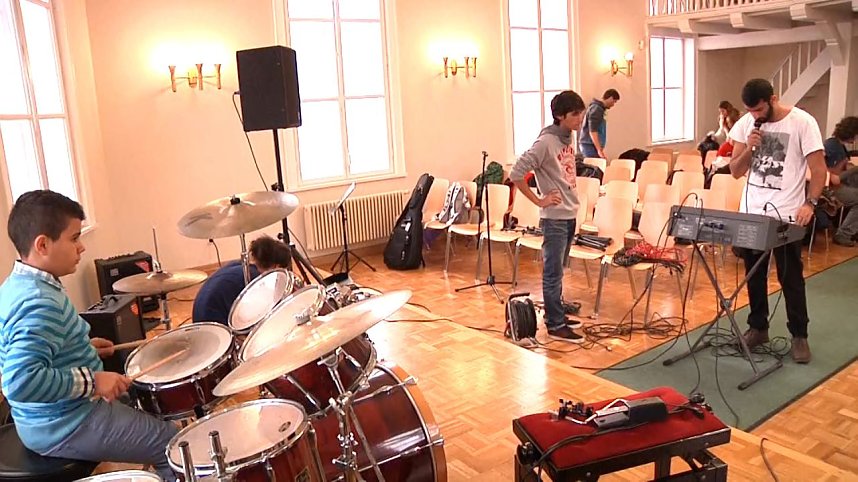 Mit Musik die Welt verbessern - eine interkulturelle Gruppe israelischer Jugendlicher besucht dieser Tage wieder Nordhausen