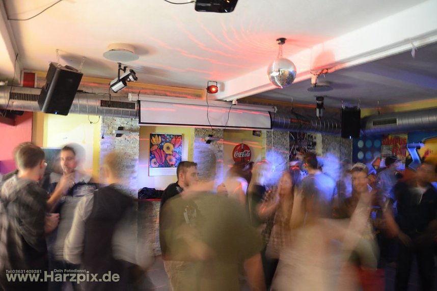 "Ende des Monats"-Party