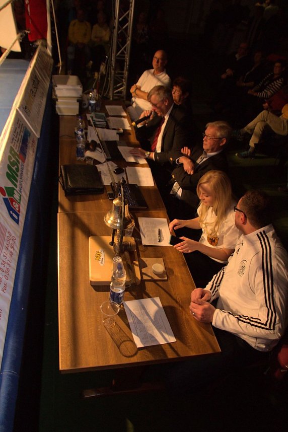 Nordhausen: NSV-Boxer sind klare Sieger gegen Straubing in der Ballspielhalle