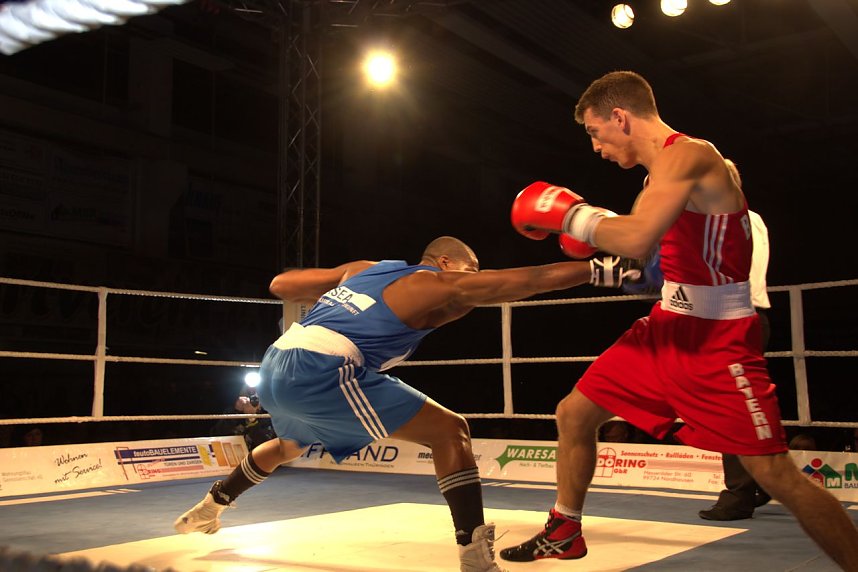 Nordhausen: NSV-Boxer sind klare Sieger gegen Straubing in der Ballspielhalle