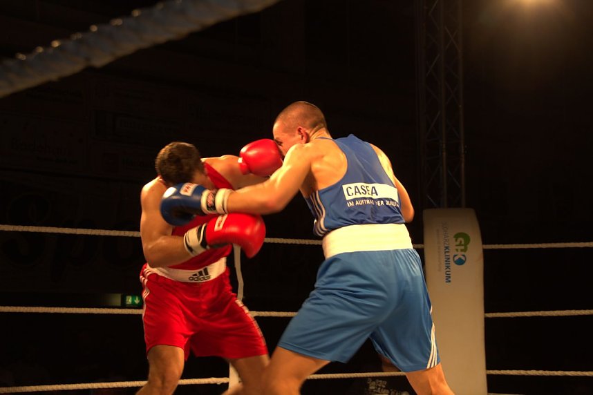 Nordhausen: NSV-Boxer sind klare Sieger gegen Straubing in der Ballspielhalle
