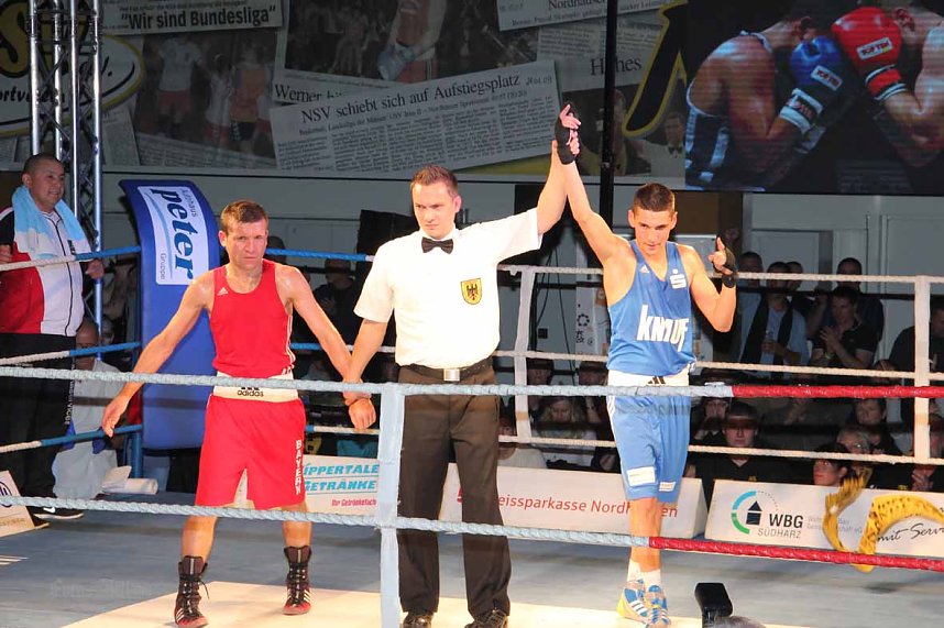 Boxnacht mit einem klaren Sie f&uuml;r den Nordh&auml;user Sportverein