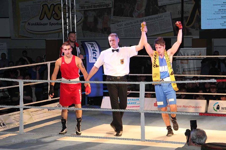 Boxnacht mit einem klaren Sie f&uuml;r den Nordh&auml;user Sportverein