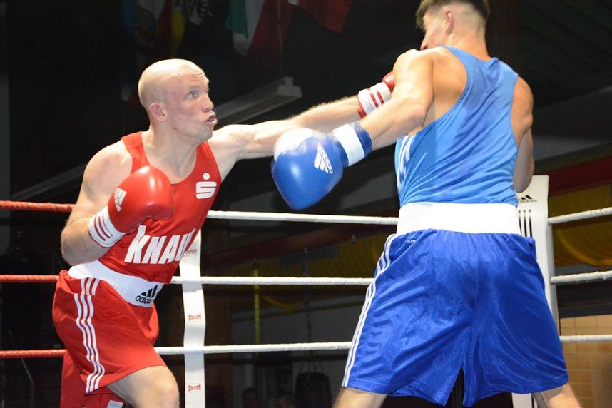 Erfolgreich in Straubing: 11:8 gewinnen die Boxer des NSV