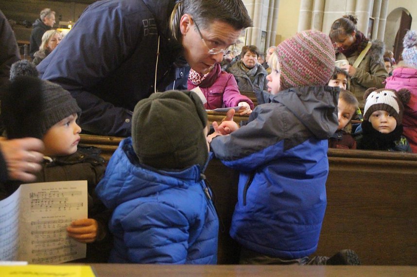 Im Nordh&auml;user Dom zeigte der &ouml;kumenische Kindergarten heute sein Krippenspiel