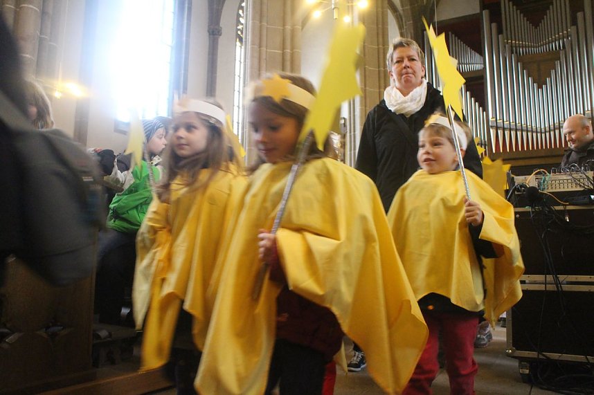 Im Nordh&auml;user Dom zeigte der &ouml;kumenische Kindergarten heute sein Krippenspiel