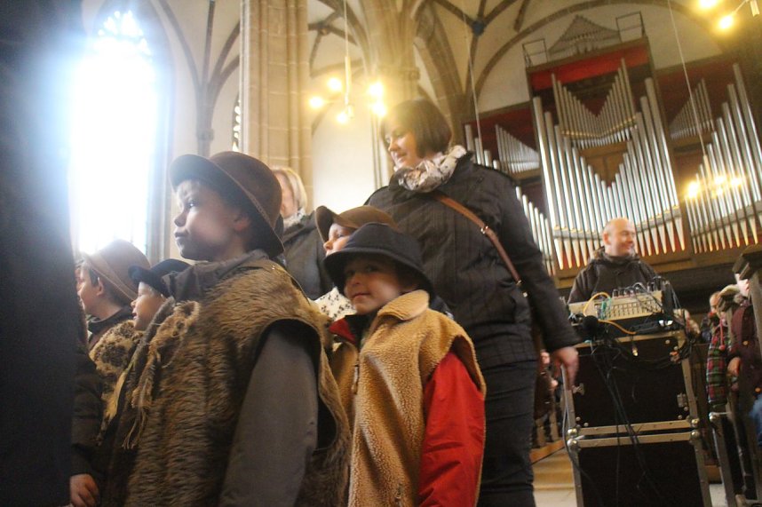 Im Nordh&auml;user Dom zeigte der &ouml;kumenische Kindergarten heute sein Krippenspiel