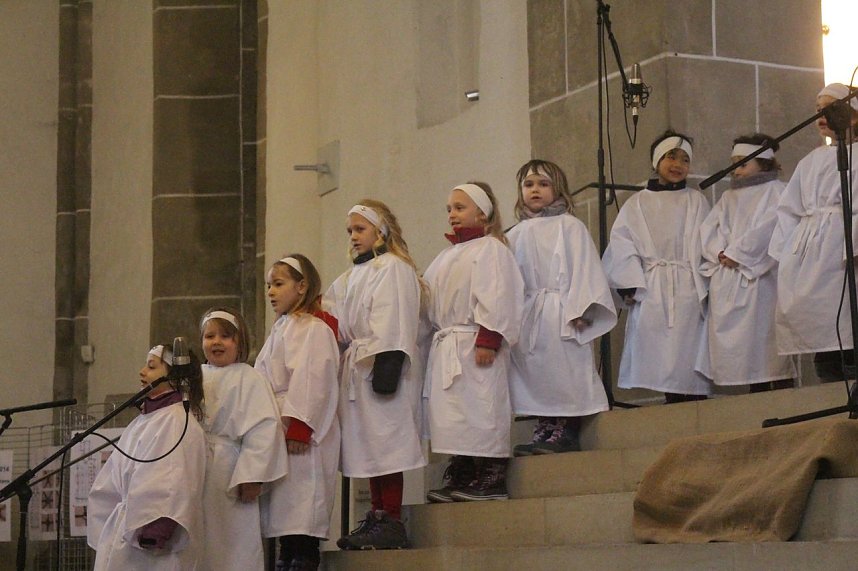 Im Nordh&auml;user Dom zeigte der &ouml;kumenische Kindergarten heute sein Krippenspiel
