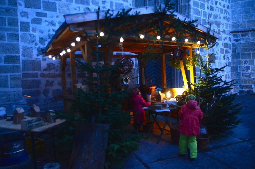 Handwerker & Adventsmarkt