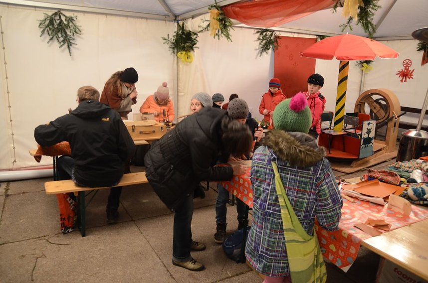 Handwerker & Adventsmarkt