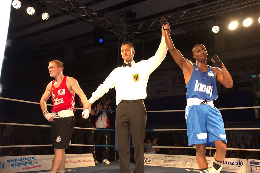 Boxnacht in der Ballspielhalle in Nordhausen
